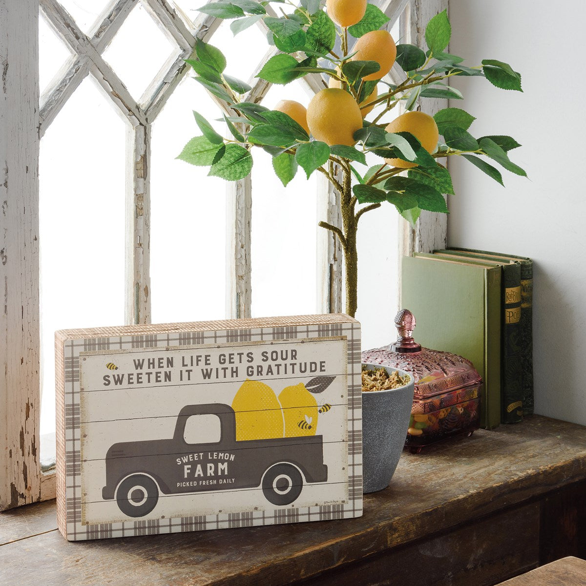 Sweet Lemon Farm Box Sign